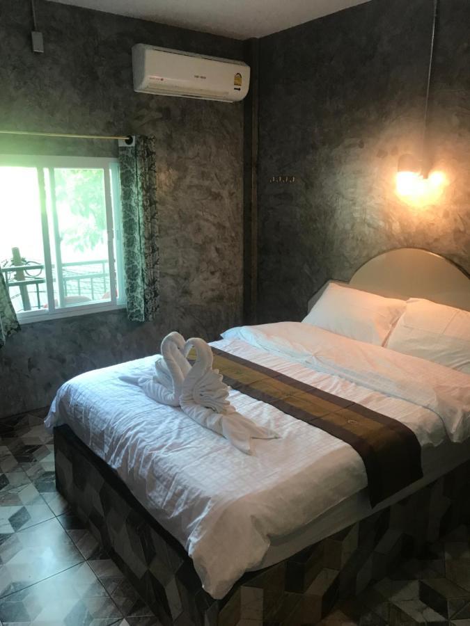 P And P'S Guesthouse Ko Tao Bagian luar foto